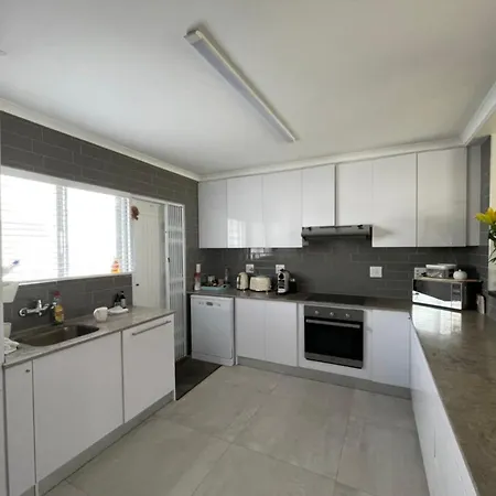 Family House On Dolphin Beach Cape Town Exterior photo